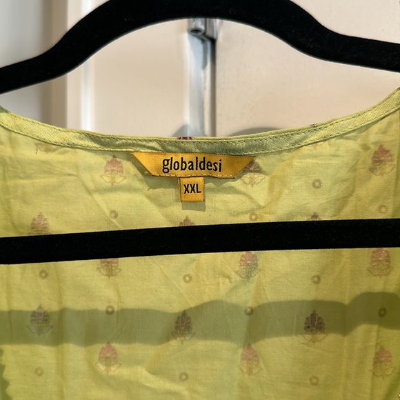 Three piece Indian outfit - Picture 13 of 14